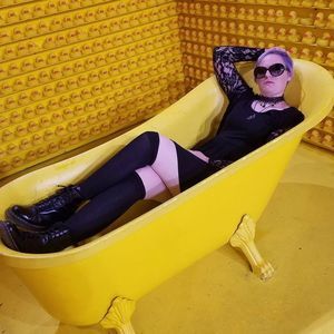 Meet your Posher, Robin